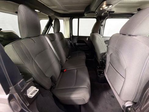 Used 2021 Jeep Wrangler Unlimited Sahara AWD/4WD image 26