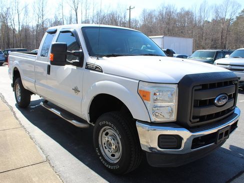 Used 2015 Ford F250 XL w/ Power Equipment Group AWD/4WD image 2
