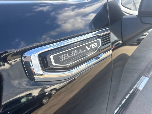 Used 2024 GMC Sierra 1500 SLT w/ SLT Premium Package AWD/4WD image 9