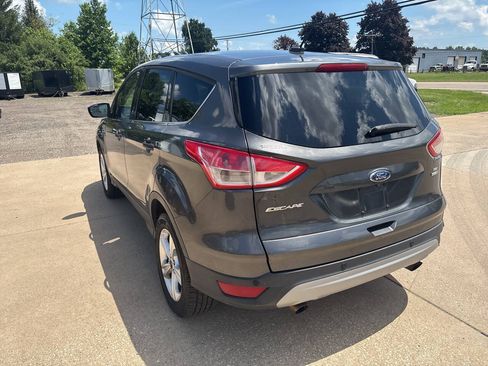 Used 2016 Ford Escape SE AWD/4WD image 5