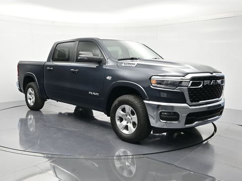 New 2026 RAM 1500 4x4 Crew Cab image 3