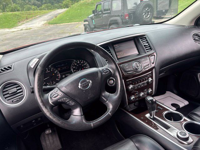 Used 2014 Nissan Pathfinder SL AWD/4WD image 13