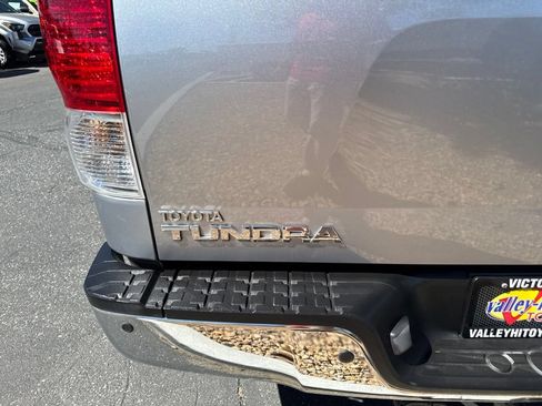 Used 2011 Toyota Tundra Limited w/ Platinum Pkg RWD image 7