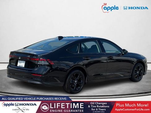 Used 2025 Honda Accord SE image 3