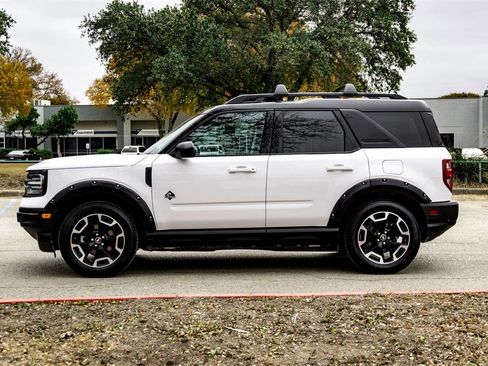 Used 2023 Ford Bronco Sport Outer Banks w/ Tech Package image 8