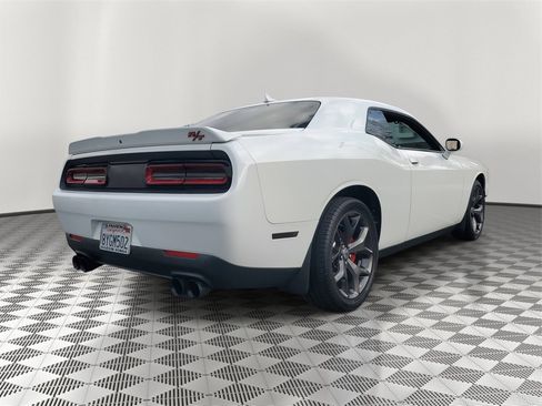 Used 2018 Dodge Challenger SXT Plus image 4