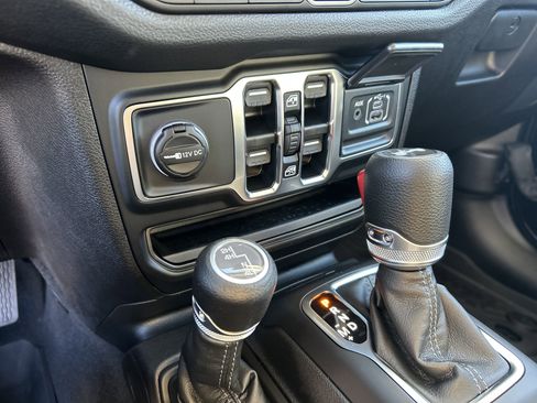 New 2026 Jeep Wrangler Unlimited Sport AWD/4WD image 35