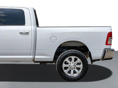 Used 2020 RAM 2500 Big Horn AWD/4WD image 11