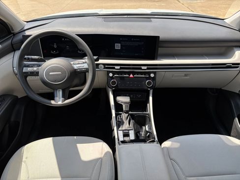 Used 2025 Hyundai Tucson SEL image 17