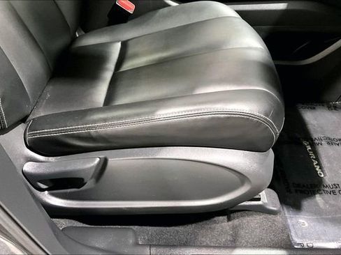 Used 2024 Nissan Murano SV image 42