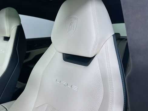 Used 2024 Lamborghini Urus S AWD/4WD image 41