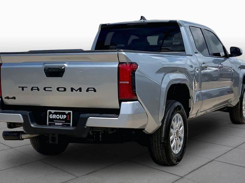 Used 2026 Toyota Tacoma SR5 AWD/4WD image 13