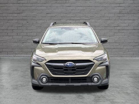 Used 2025 Subaru Outback Premium w/ Popular Package #1A AWD/4WD image 3