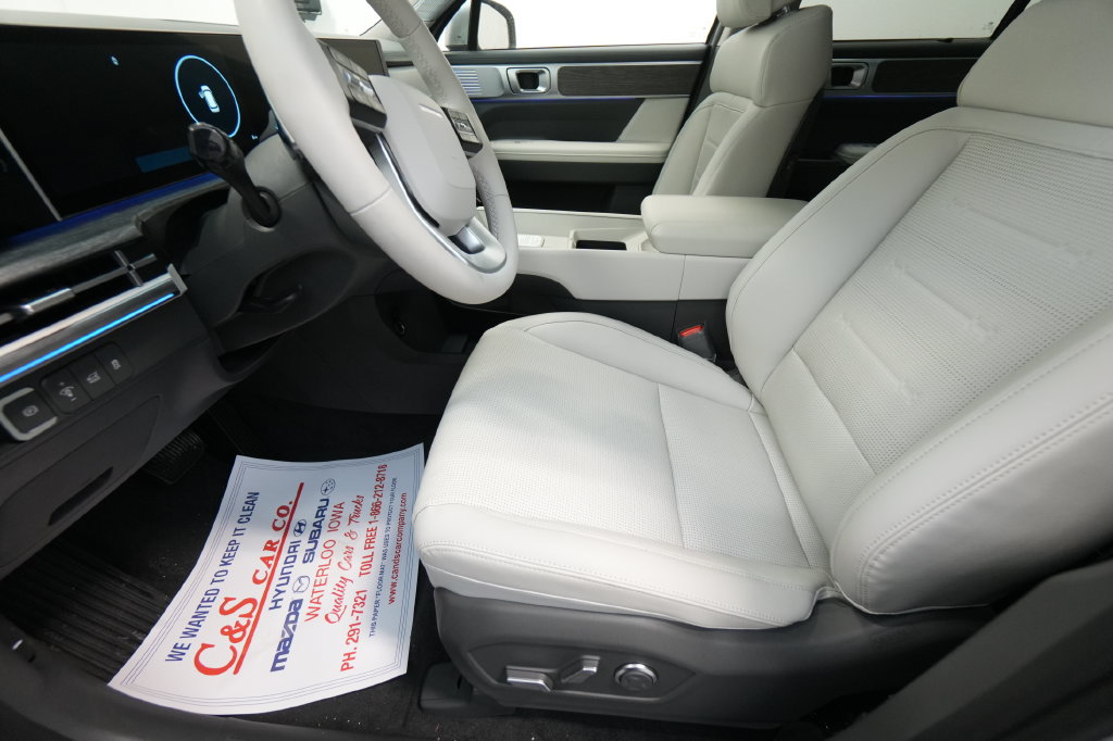 Certified 2026 Hyundai Santa Fe Limited AWD/4WD image 21