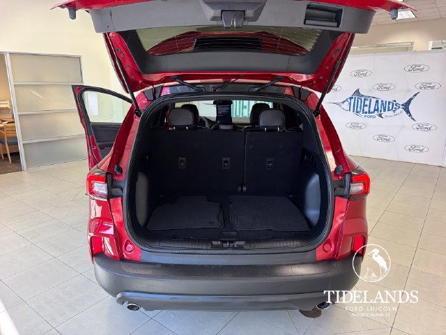 Certified 2025 Ford Escape ST-Line FWD image 12