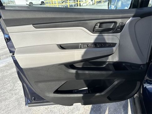 Used 2022 Honda Odyssey EX-L image 13