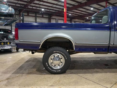 Used 1995 Ford F350 XLT 2dr 4WD Standard Cab LB image 9