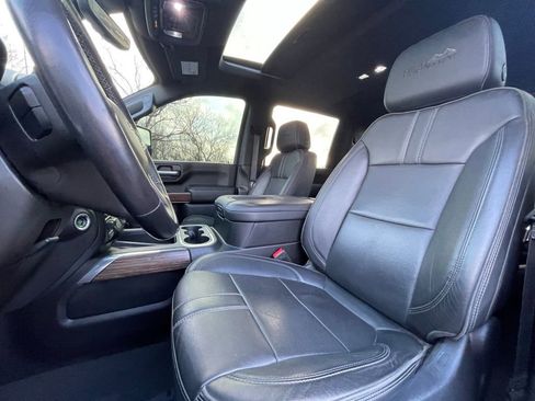 Used 2022 Chevrolet Silverado 2500 High Country w/ Z71 Off-Road Package image 19