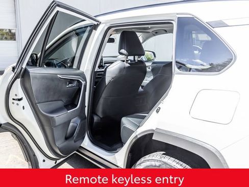 Used 2021 Toyota RAV4 XLE Premium AWD/4WD image 24