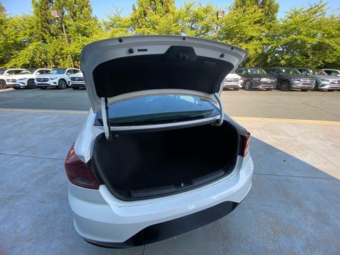 Used 2020 Hyundai Elantra SEL w/ Cargo Package (C1) FWD image 18