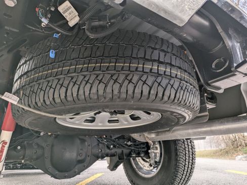 New 2025 GMC Sierra 2500 SLE w/ SLE Convenience Package image 32