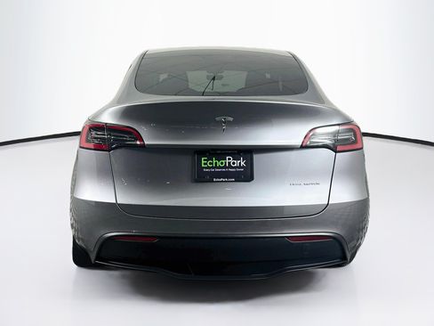 Used 2025 Tesla Model Y Long Range AWD/4WD image 7
