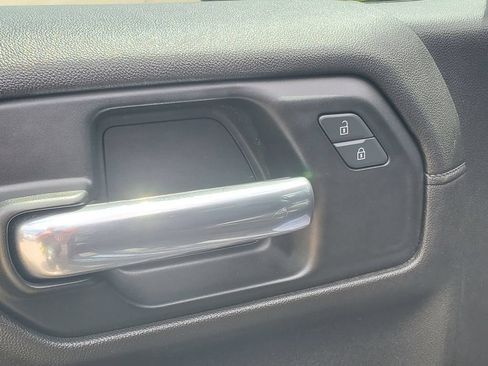 Used 2019 Chevrolet Silverado 1500 RST w/ All-Star Edition AWD/4WD image 27