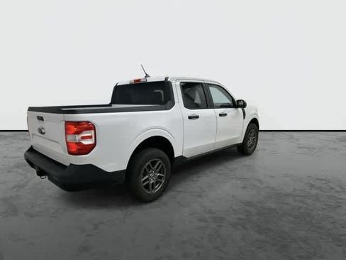 Used 2023 Ford Maverick XL FWD image 4