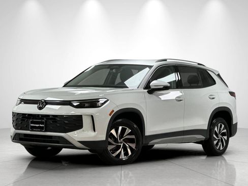 New 2026 Volkswagen Tiguan S AWD/4WD image 1