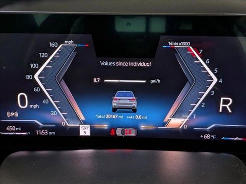 Used 2024 BMW X7 xDrive40i w/ M Sport Package AWD/4WD image 11