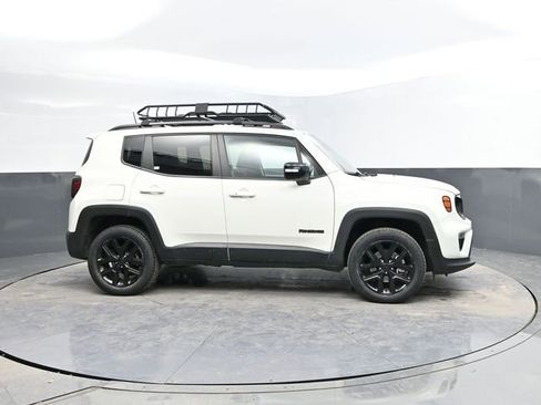 Used 2022 Jeep Renegade Altitude w/ Sun/Sound Group image 12