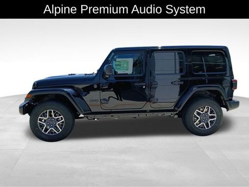 New 2025 Jeep Wrangler Unlimited Sahara w/ Technology Group AWD/4WD image 5