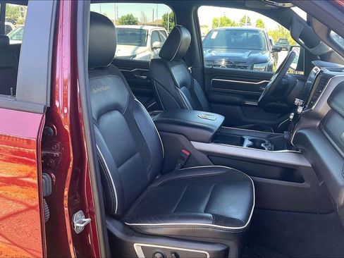Used 2025 RAM 1500 Laramie AWD/4WD image 7
