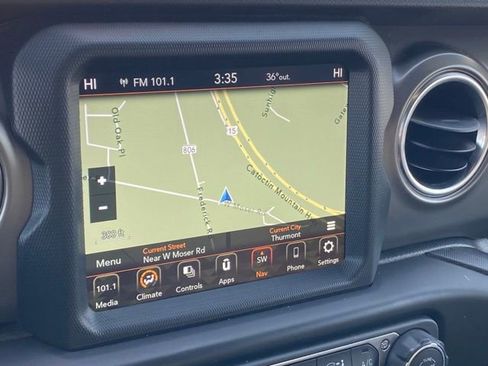 Used 2022 Jeep Wrangler Unlimited Rubicon 4xe image 13