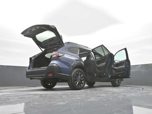 Used 2025 Subaru Outback Onyx Edition AWD/4WD image 48