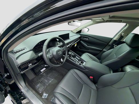 New 2026 Honda Accord EX-L image 9