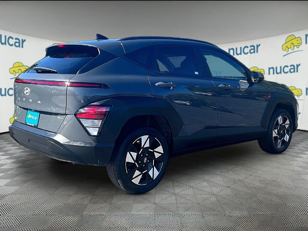 Used 2024 Hyundai Kona SEL AWD/4WD image 6