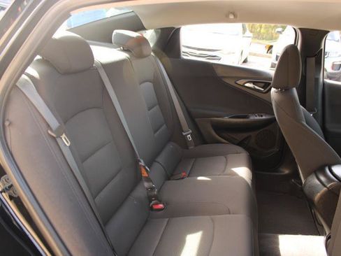 Used 2020 Chevrolet Malibu LS FWD image 12