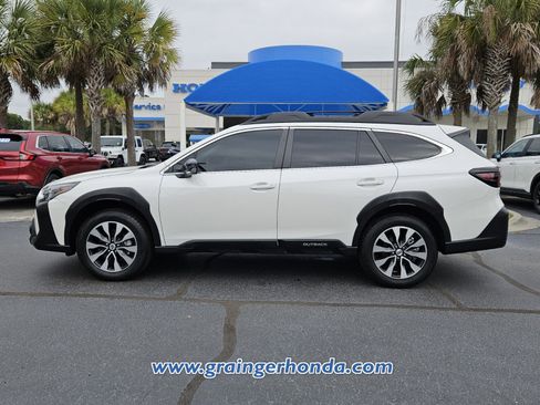 Used 2024 Subaru Outback Limited AWD/4WD image 2