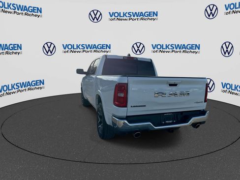 Used 2025 RAM 1500 Laramie AWD/4WD image 12