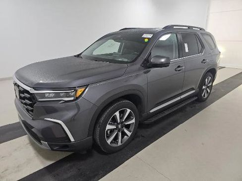 Used 2024 Honda Pilot Elite image 2