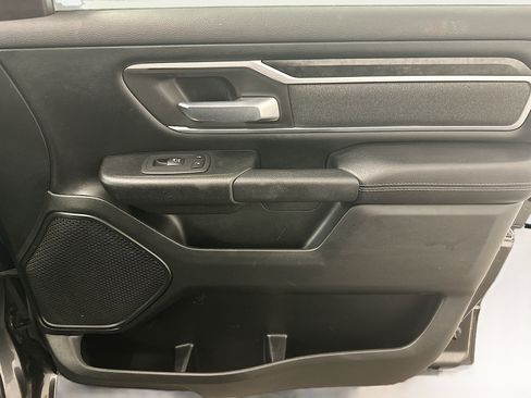 Used 2020 RAM 1500 Big Horn AWD/4WD image 32
