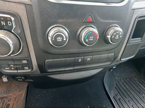 Used 2018 RAM 1500 Express w/ Express Value Package image 31