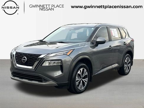 Used 2022 Nissan Rogue SV image 1