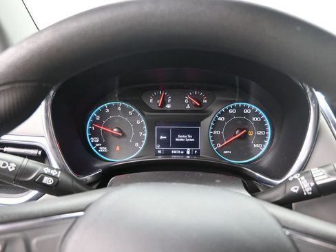 Used 2021 Chevrolet Equinox LS image 12