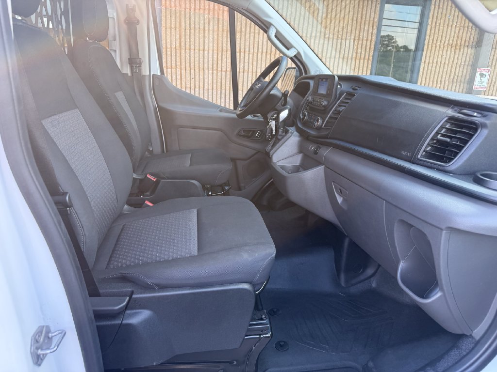 Used 2025 Ford Transit 250 Low Roof w/ Exterior Upgrade Package RWD image 20