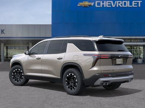 New 2027 Chevrolet Traverse Z71 w/ Enhanced Driving Package AWD/4WD image 3