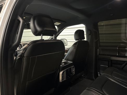 Used 2017 Ford F150 Platinum w/ Equipment Group 701A Luxury image 22