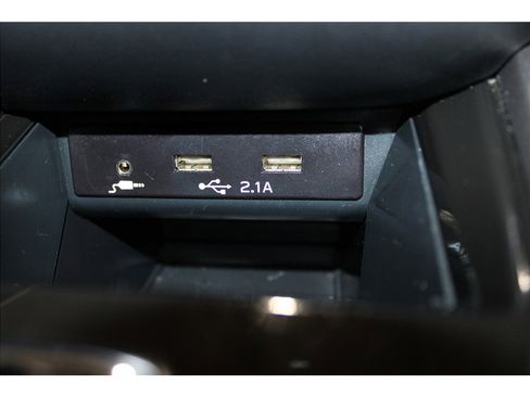 Used 2022 Subaru Outback Premium image 30