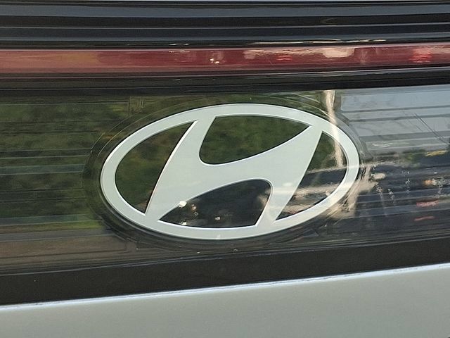 Used 2025 Hyundai Sonata SEL FWD image 30